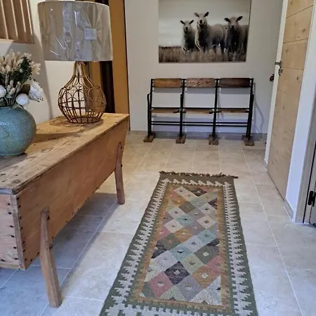 La Clef Des Songes Casa de Férias Lafarre (Haute-Loire)