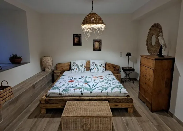 Hébergement de vacances La Clef Des Songes Lafarre (Haute-Loire)