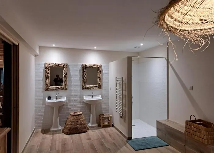 Hébergement de vacances La Clef Des Songes Lafarre (Haute-Loire)